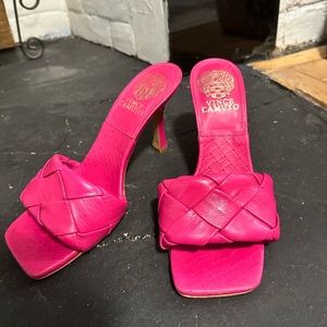 Vince Camuto hot pink heels. Size 6